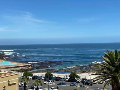 Apartment / Flat For Rent in Sea Point, Cape Town