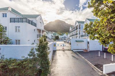 Apartment / Flat For Sale in Hout Bay, Hout Bay
