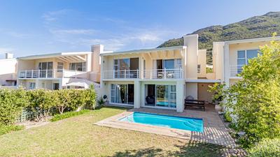 Townhouse For Rent in Hout Bay, Hout Bay