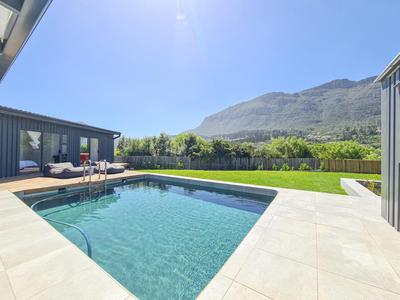 House For Rent in Hout Bay Central, Hout Bay