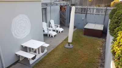 Apartment / Flat For Rent in Helgarda Estate, Hout Bay