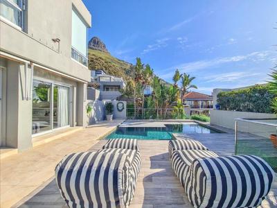 House For Rent in Fresnaye, Cape Town