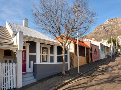 House For Sale in Woodstock, Cape Town